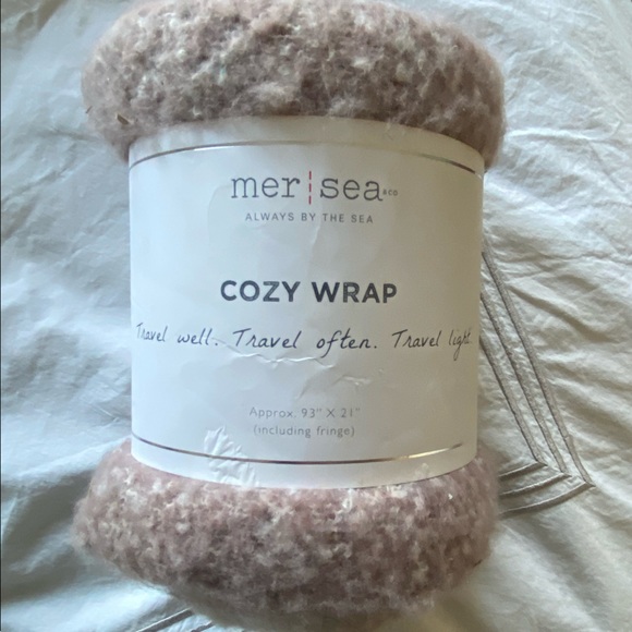 MERSEA COZY WRAP - Picture 4 of 4
